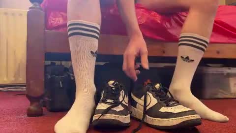 Tye Upgood online show from 06/26/26, 01:59