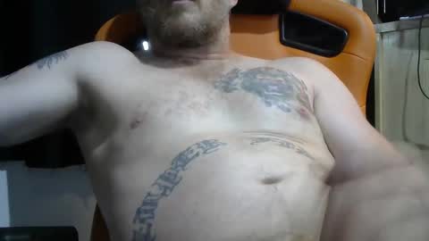 tyfinns69568194 online show from 04/01/26, 05:52