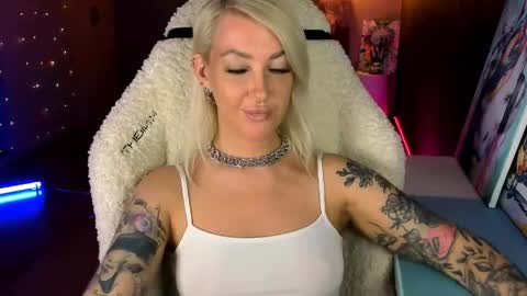 Miley online show from 05/22/26, 03:06