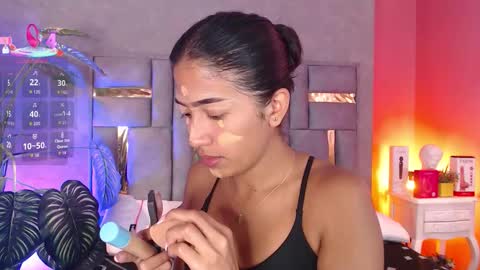 tyla_ks online show from 01/13/26, 08:03