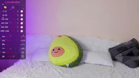 Ema online show from 11/24/25, 07:24