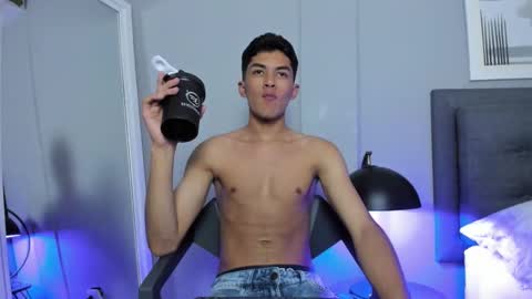 Tyler Fox online show from 11/01/25, 08:11