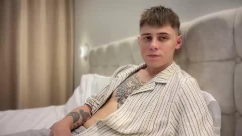 tyler_garrner online show from 09/10/25, 06:30