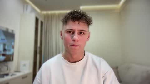 tyler_garrner online show from 11/04/25, 03:55