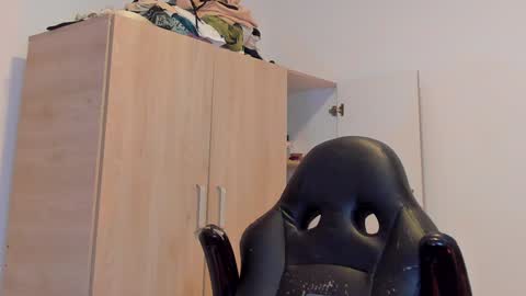     online show from 12/03/24, 03:33