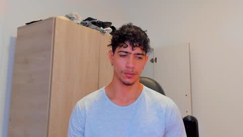     online show from 12/04/24, 02:04