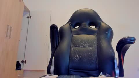     online show from 12/08/24, 06:39