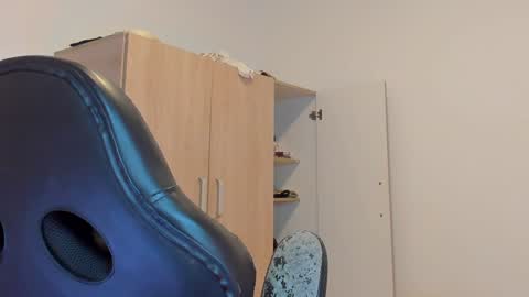     online show from 12/08/24, 09:41