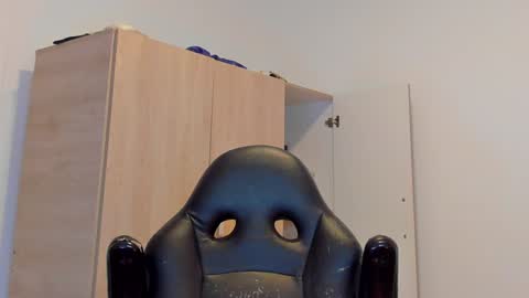     online show from 12/18/24, 01:56