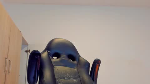     online show from 12/19/24, 02:24