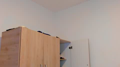     online show from 12/19/24, 05:40