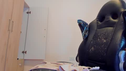     online show from 12/21/24, 03:09