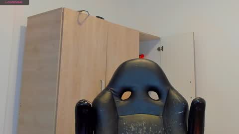     online show from 01/23/25, 12:30