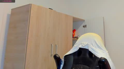     online show from 01/31/25, 09:16