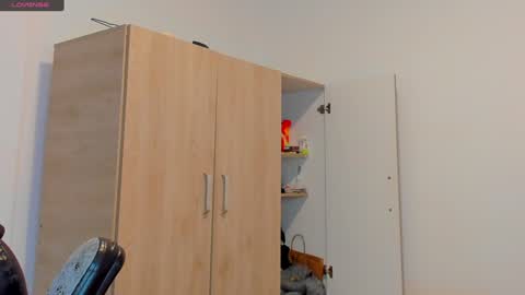     online show from 02/07/25, 07:06