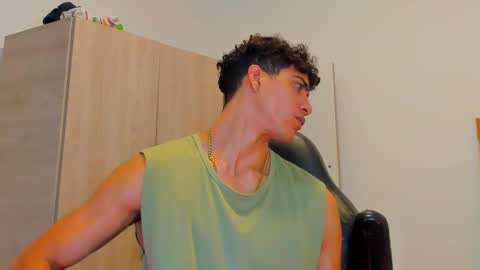     online show from 02/13/25, 09:17