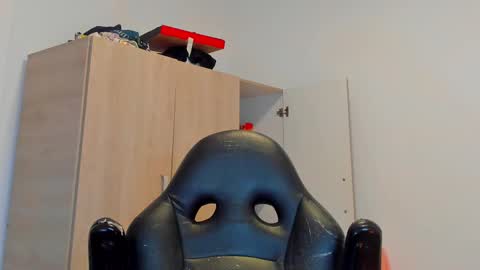     online show from 03/02/25, 12:20