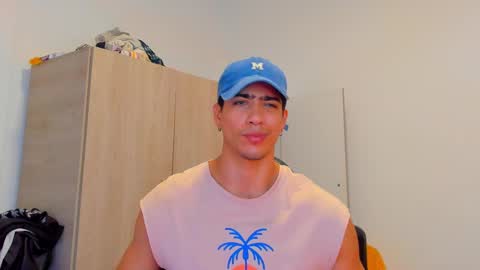     online show from 03/04/25, 04:38