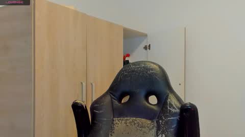     online show from 09/10/25, 07:30