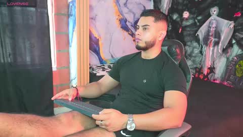 Tyler online show from 10/26/25, 04:46