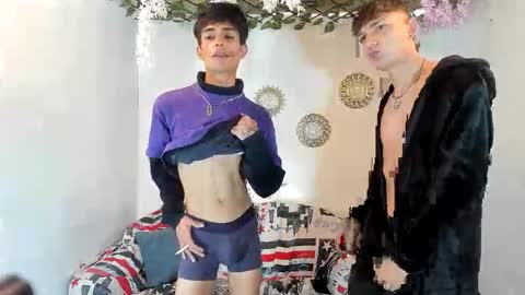 tylerhot2005 online show from 11/14/25, 02:38