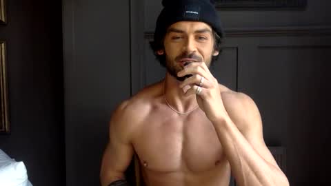 tylerjamesxxx_ online show from 09/11/25, 09:31