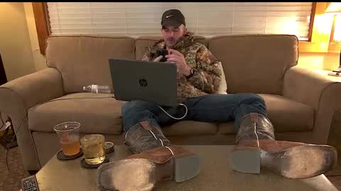 TylerLogan813 online show from 09/10/25, 04:01