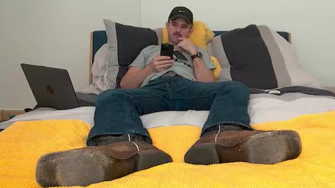 TylerLogan813 online show from 09/29/25, 08:57