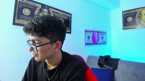   online show from 01/29/25, 06:54