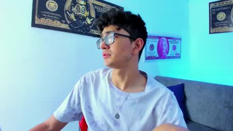   online show from 02/04/25, 06:57