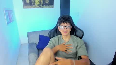   online show from 02/08/25, 02:58