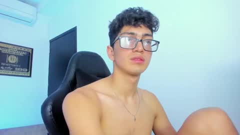   online show from 02/08/25, 09:35