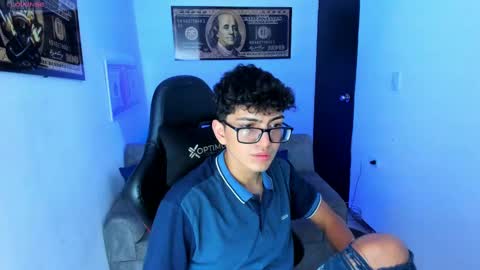   online show from 03/04/25, 02:27