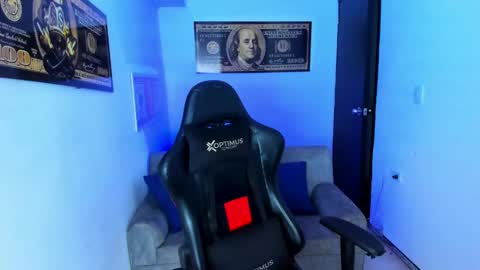   online show from 03/04/25, 05:32