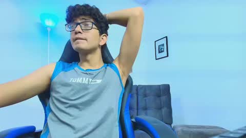   online show from 09/09/25, 04:45