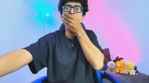   online show from 12/04/25, 04:11