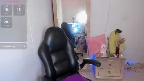 Snapshot of tylor_love chatting on 07/03/26, 10:38 tylor_love online show from 07/03/26, 10:38
