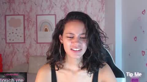 Snapshot of tyna_ch chatting on 02/28/25, 07:46 TYNA online show from 02/28/25, 07:46