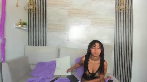 Snapshot of tyra_pettite chatting on 06/17/26, 07:15 tyra_pettite online show from 06/17/26, 07:15