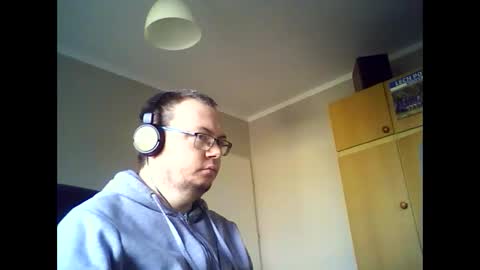 tyradi1991 online show from 12/18/24, 12:07