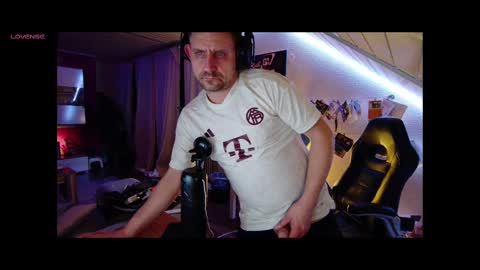 Sascha online show from 03/02/25, 02:19