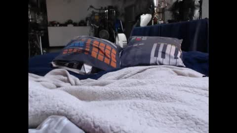 999 online show from 03/05/26, 01:01