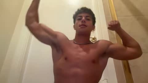 tyy0ung online show from 05/08/26, 11:10