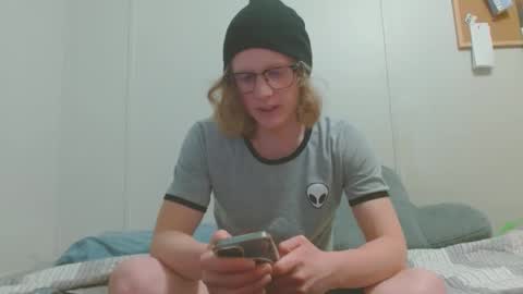 TylerAlternative online show from 03/04/25, 03:22