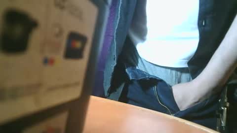 u02g2 online show from 04/15/26, 04:25