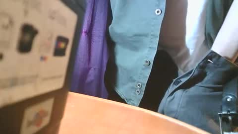 u02g2 online show from 04/23/26, 04:20