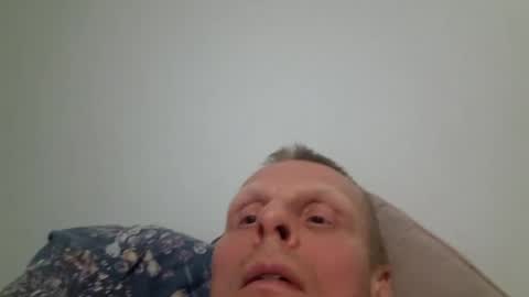 u2232739082 online show from 11/23/25, 05:40