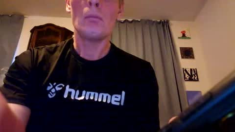 u2232739082 online show from 05/22/26, 04:52