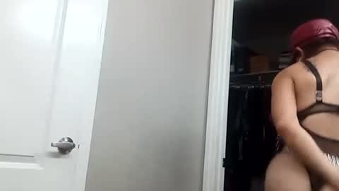 Azelia B online show from 10/03/25, 06:05