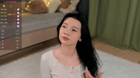 Lili online show from 02/11/25, 10:28